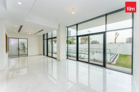 Villa in Al Furjan, Dubai 4 bedrooms, 469.2 sq.m. № 40262 - photo 7