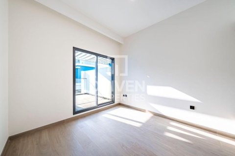 Townhouse in Damac Lagoons, Dubai 4 bedrooms, 210.89 sq.m. № 128374 - photo 11