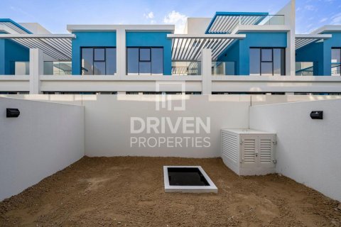 Townhouse in Damac Lagoons, Dubai 4 bedrooms, 210.89 sq.m. № 128374 - photo 19