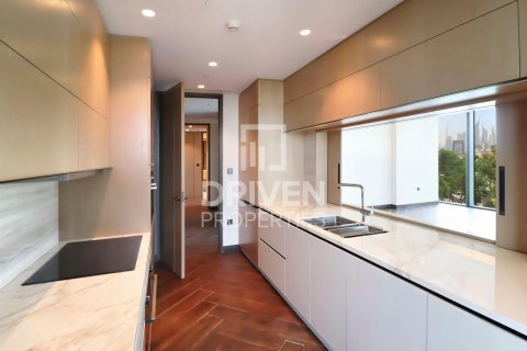 Apartment in Zabeel, Dubai 2 bedrooms, 187.2 sq.m. № 128017 - photo 10