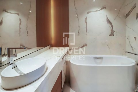 Apartment in Zabeel, Dubai 2 bedrooms, 187.2 sq.m. № 128017 - photo 12