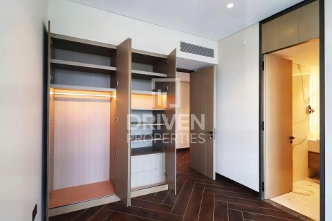 Apartment in Zabeel, Dubai 2 bedrooms, 187.2 sq.m. № 128017 - photo 8