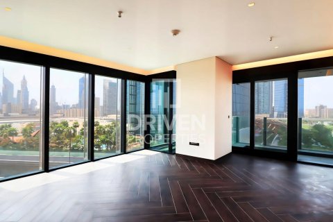 Apartment in Zabeel, Dubai 2 bedrooms, 187.2 sq.m. № 128017 - photo 2