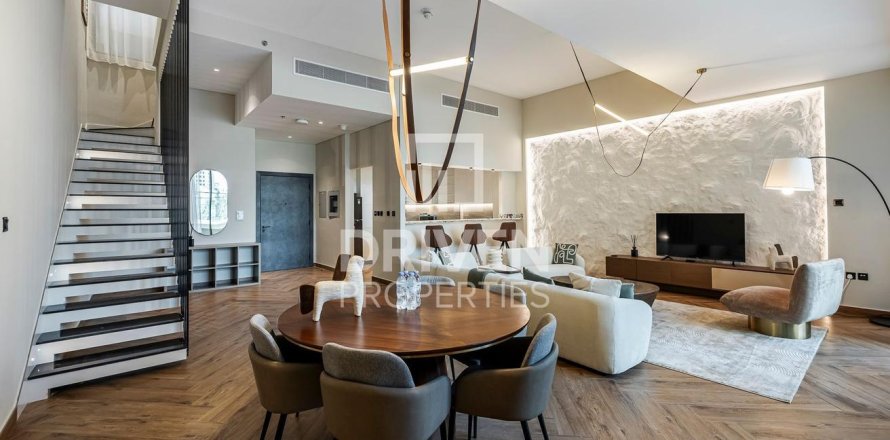Appartement à Dubai Marina, Dubai, 2 chambres, 248.33 m², № 128007