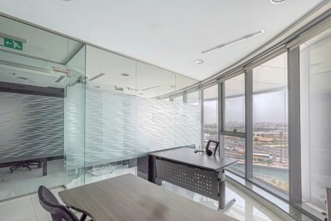 Снять в аренду офис в Бизнес-Бэе, Дубай: 77.6м², № 46623 - фото 2