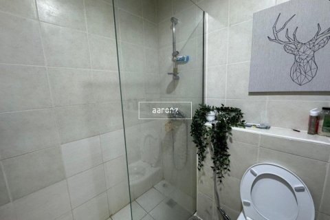 Apartment in Jumeirah Lake Towers, Dubai 2 bedrooms, 101.2 sq.m. № 12202 - photo 15