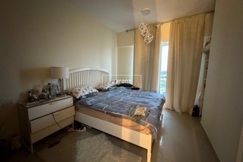 Apartment in Jumeirah Lake Towers, Dubai 2 bedrooms, 101.2 sq.m. № 12202 - photo 5
