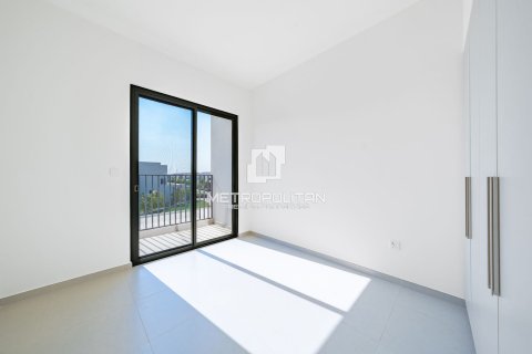 Снять в аренду виллу в EMAAR South, Dubai South (Dubai World Central), Дубай: 3 спальни, 193м², № 74300 - фото 13