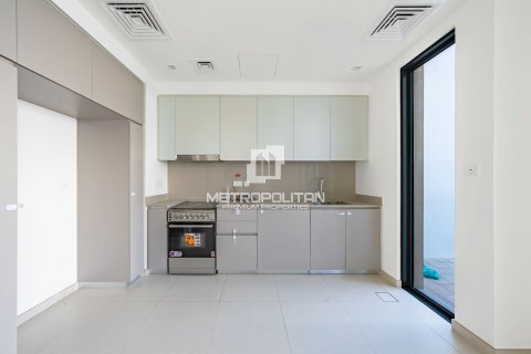 Снять в аренду виллу в EMAAR South, Dubai South (Dubai World Central), Дубай: 3 спальни, 193м², № 74300 - фото 6