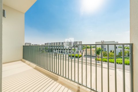 Снять в аренду виллу в EMAAR South, Dubai South (Dubai World Central), Дубай: 3 спальни, 193м², № 74300 - фото 27