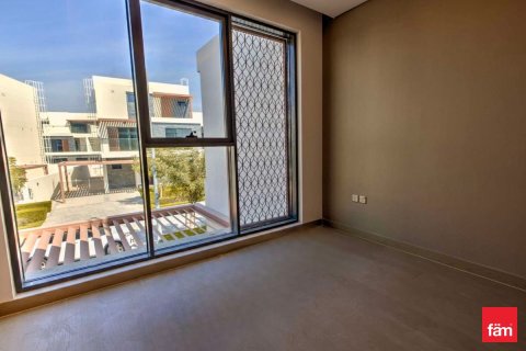 Villa in Dubai 4 bedrooms, 154.1 sq.m. № 94746 - photo 12