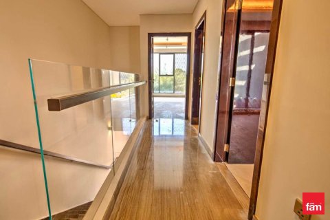 Villa in Dubai 4 bedrooms, 154.1 sq.m. № 94746 - photo 8