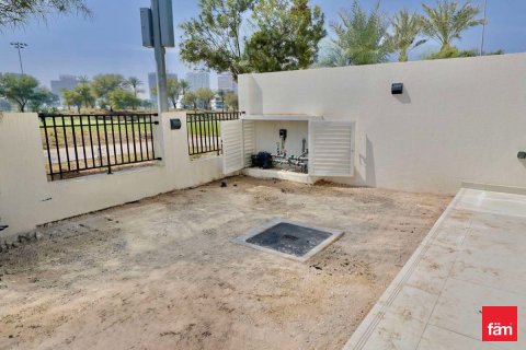 Villa in Dubai 4 bedrooms, 154.1 sq.m. № 94746 - photo 23