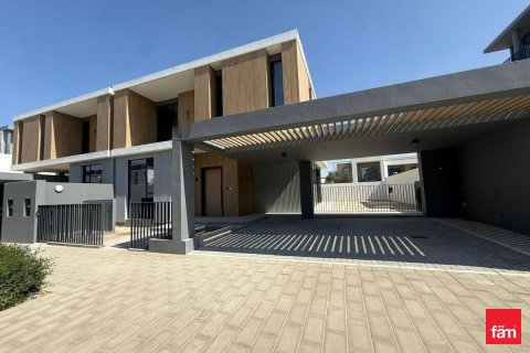 Villa in Dubai 4 bedrooms, 300 sq.m. № 94751