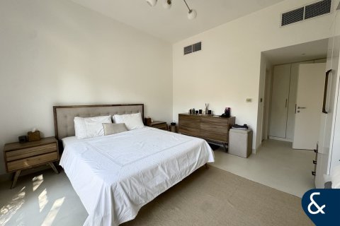 Villa in Meadows, Dubai 5 bedrooms, 332 sq.m. № 98960 - photo 8