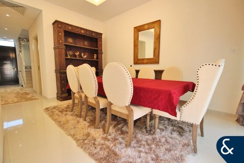 Villa in DAMAC Hills (Akoya by DAMAC), Dubai 3 bedrooms, 265 sq.m. № 98962 - photo 12