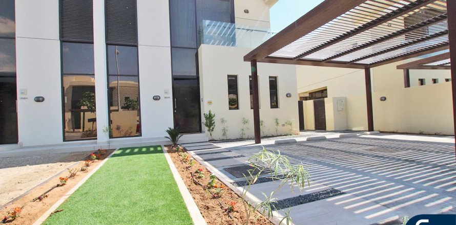 Villa in DAMAC Hills (Akoya by DAMAC), Dubai 3 bedrooms, 265 sq.m. № 98962