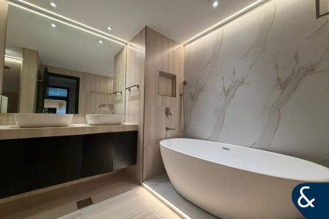 Снять в аренду квартиру в Даунтаун Дубай (Даунтаун Бурдж Дубай), Дубай: 2 спальни, 133м², № 98947 - фото 8