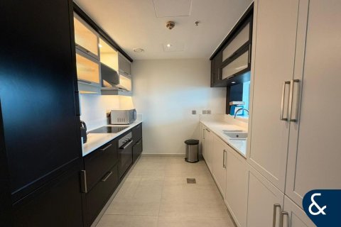 Снять в аренду квартиру в Даунтаун Дубай (Даунтаун Бурдж Дубай), Дубай: 2 спальни, 133м², № 98947 - фото 5