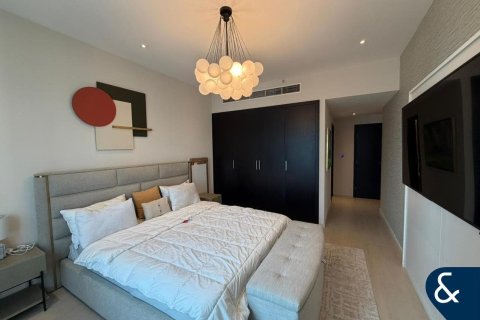 Снять в аренду квартиру в Даунтаун Дубай (Даунтаун Бурдж Дубай), Дубай: 2 спальни, 133м², № 98947 - фото 14