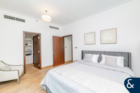 Apartment in Marina Promenade, Dubai Marina, Dubai 2 bedrooms, 127 sq.m. № 98961 - photo 8