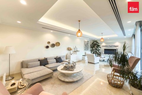 فيلا في دبي 4 غرف نوم, 218.1 م² رقم 83450 - صورة 6