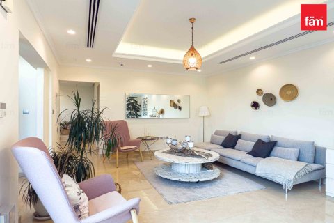 فيلا في دبي 4 غرف نوم, 218.1 م² رقم 83450 - صورة 9