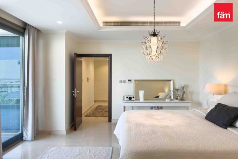 فيلا في دبي 4 غرف نوم, 218.1 م² رقم 83450 - صورة 18