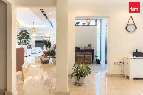 فيلا في دبي 4 غرف نوم, 218.1 م² رقم 83450 - صورة 14