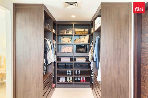 فيلا في دبي 4 غرف نوم, 218.1 م² رقم 83450 - صورة 27