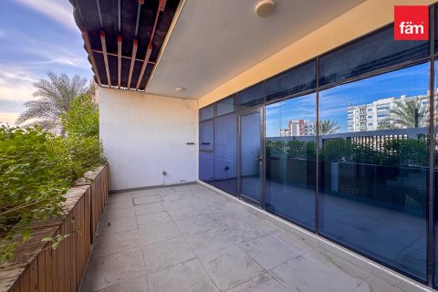 Apartamento en Dubai, 2 dormitorios, 148.5 m², № 83448 - foto 2