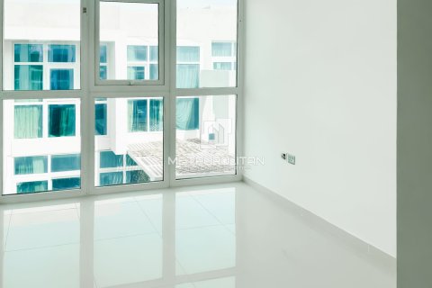 Adosado en DAMAC Hills (Akoya by DAMAC), Dubai, 3 dormitorios, 155 m², № 73936 - foto 7