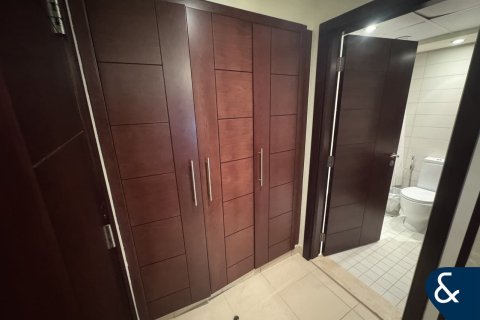 Apartment in Downtown Dubai (Downtown Burj Dubai), Dubai 2 bedrooms, 138 sq.m. № 75347 - photo 12