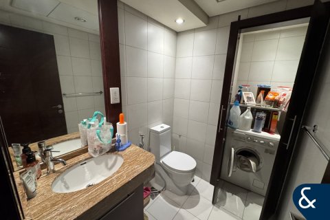 Apartment in Downtown Dubai (Downtown Burj Dubai), Dubai 2 bedrooms, 138 sq.m. № 75347 - photo 11