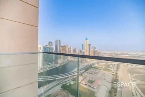 Apartment in Business Bay, Dubai 2 bedrooms, 127 sq.m. № 62135 - photo 14