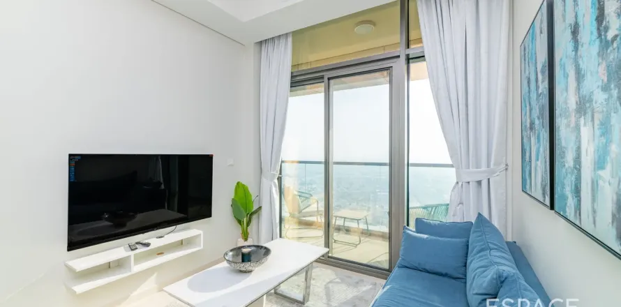 Apartment in Business Bay, Dubai 2 bedrooms, 76 sq.m. № 62136