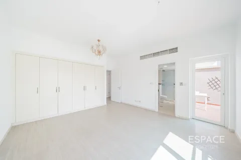 Villa en Springs 14, The Springs, Dubai, 3 dormitorios, 228 m², № 62151 - foto 10