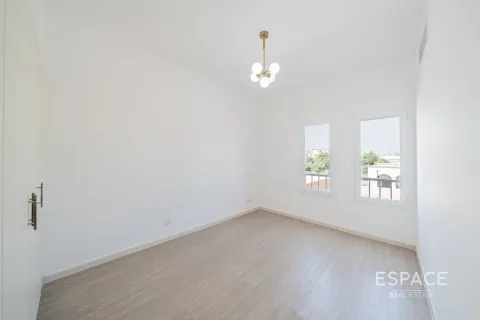 Villa en Springs 14, The Springs, Dubai, 3 dormitorios, 228 m², № 62151 - foto 6