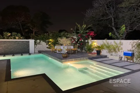 Villa à Meadows, Dubai, 4 chambres, 553 m², № 62205 - photo 17