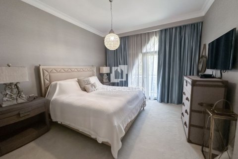 Villa in Palm Jumeirah, Dubai 5 bedrooms, 436 sq.m. № 8716 - photo 8