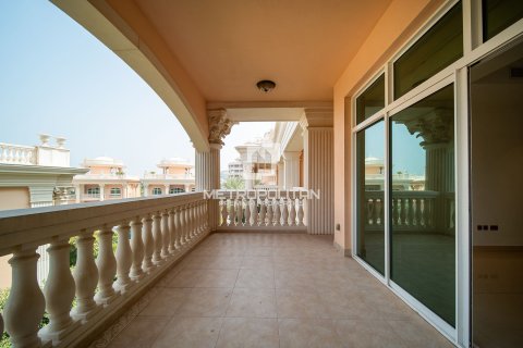 Appartement à Palm Jumeirah, Dubai, 2 chambres, 163 m², № 8706 - photo 2