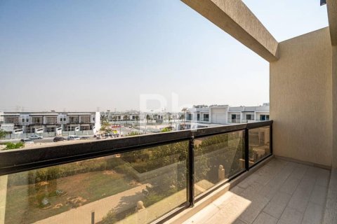 Townhouse in Al Furjan, Dubai 3 bedrooms, 167 sq.m. № 25063 - photo 6