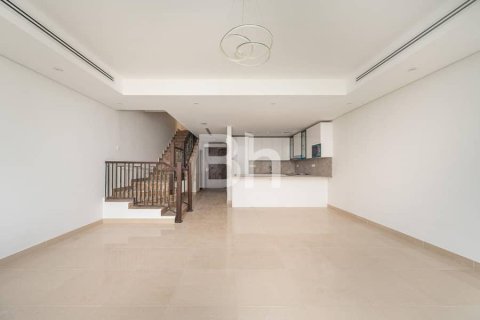 Townhouse in Al Furjan, Dubai 3 bedrooms, 167 sq.m. № 25063 - photo 16