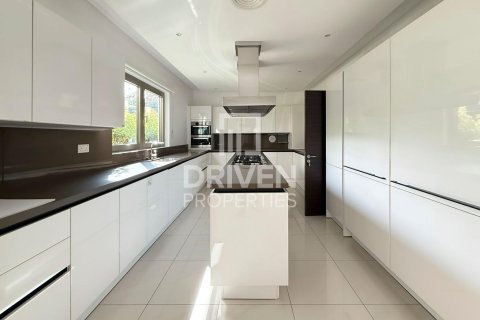 Villa à Signature Villas, Palm Jumeirah, Dubai, 6 chambres, 1245.37 m², № 136888 - photo 18