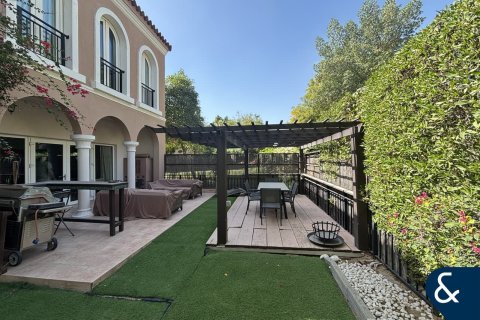 Снять в аренду таунхаус в Дубай Инвестмент Парке, Дубай: 3 спальни, 375м², № 91534 - фото 16