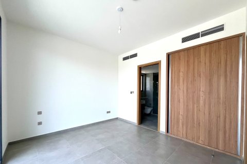 Villa in Jebel Ali, Dubai 4 bedrooms, 404.96 sq.m. № 142102 - photo 14