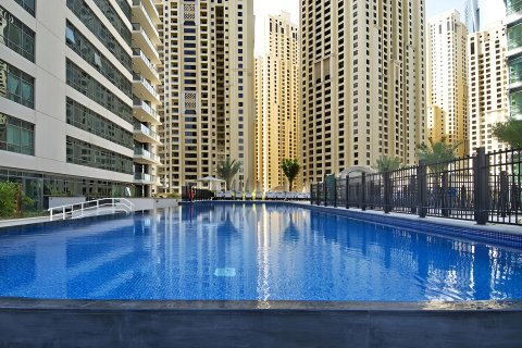 Apartment in Dubai Marina, Dubai 1 bedroom, 72 sq.m. № 142109 - photo 10