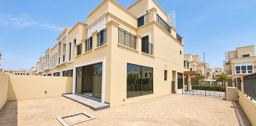 Townhouse in Damac Lagoons, Dubai 5 bedrooms, 307.95 sq.m. № 142107