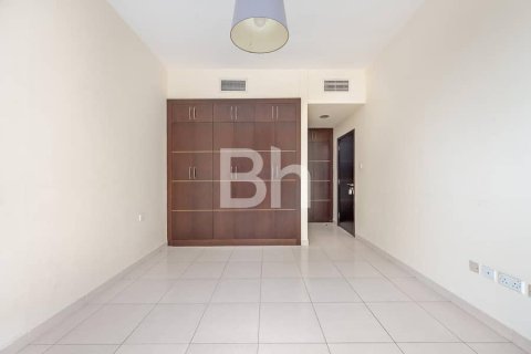 Apartment in Dubai Marina, Dubai 1 bedroom, 98 sq.m. № 25032 - photo 12