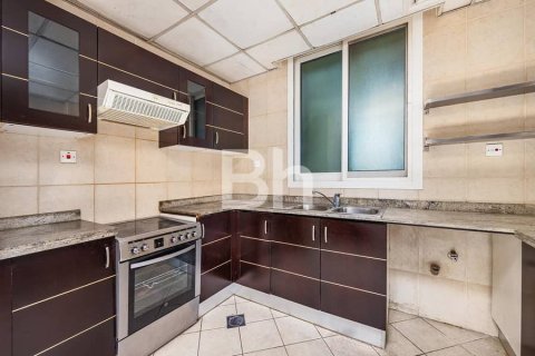 Apartment in Dubai Marina, Dubai 1 bedroom, 98 sq.m. № 25032 - photo 10
